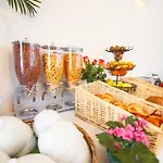 Inter-hotel Sea Side Park Aparthotel 3*