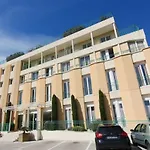 Inter-hotel Sea Side Park Aparthotel Villeneuve-Loubet