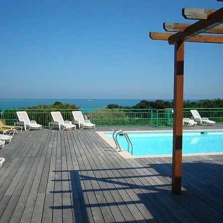 מלון דירות Inter-hotel Sea Side Park