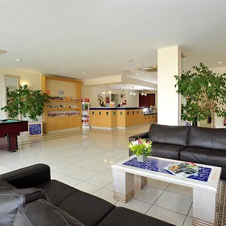 Ξενοδοχείο με διαμερίσματα Inter-hotel Sea Side Park