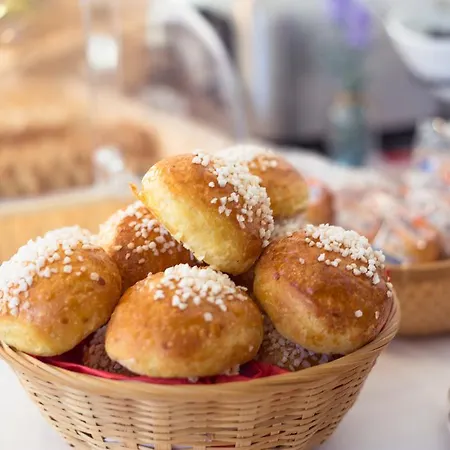 Inter-hotel Sea Side Park Апарт-отель 3*