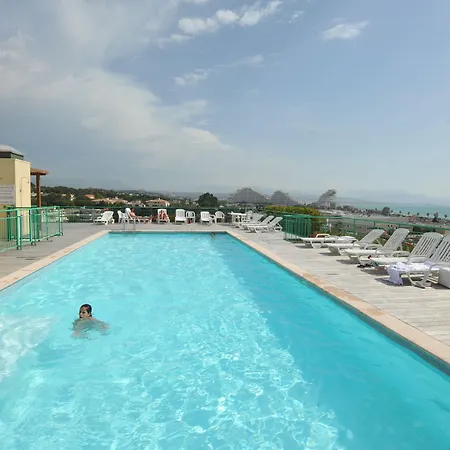 Inter-hotel Sea Side Park 3* Villeneuve-Loubet