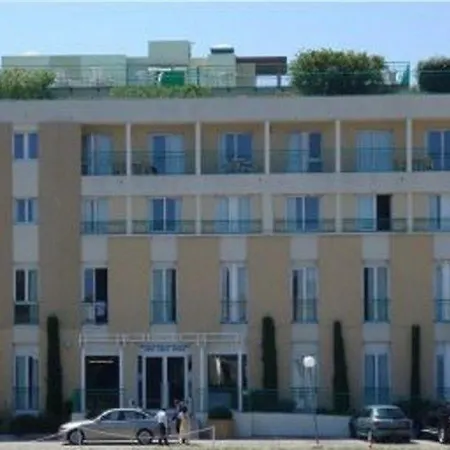 Inter-hotel Sea Side Park