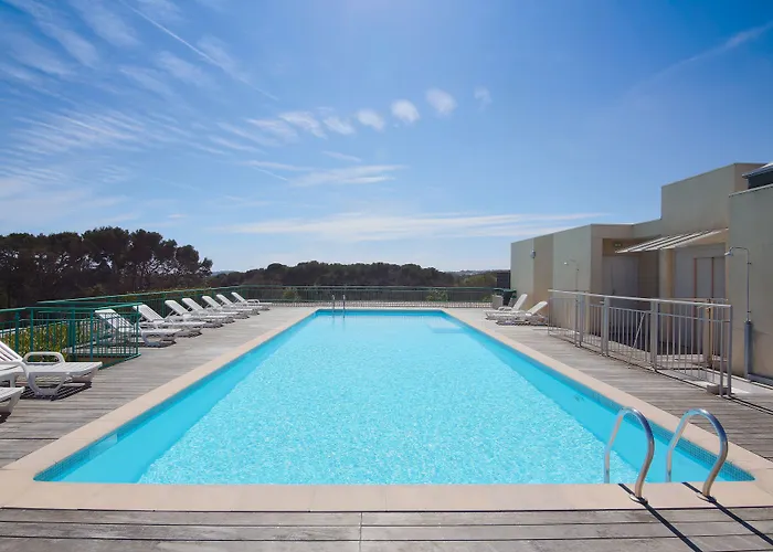 Inter-hotel Sea Side Park Апарт-отель 3*